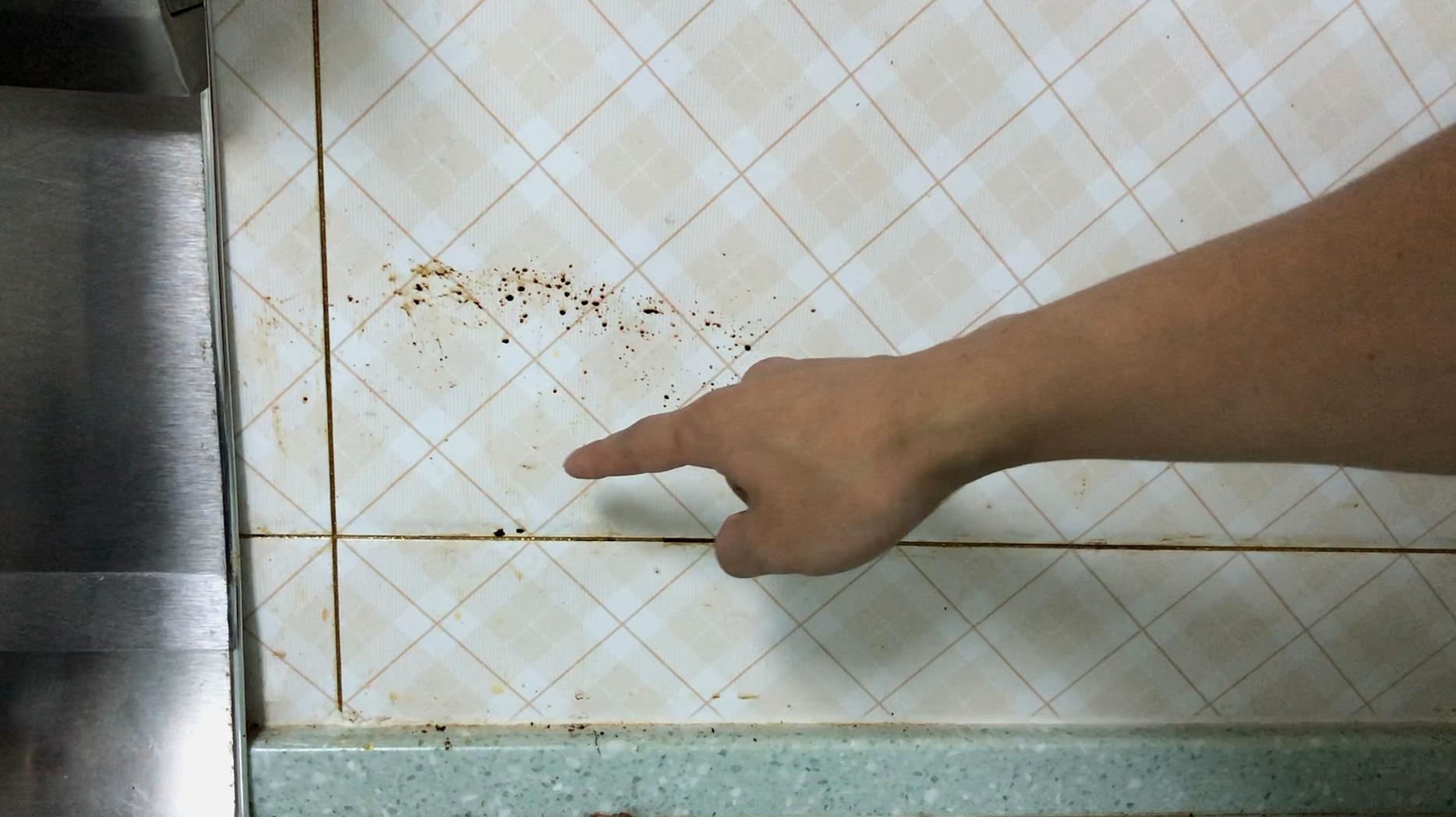 瓷砖烂掉一点怎么办(瓷砖烂掉了小块,怎么修补) 瓷砖烂掉一点怎么办(瓷砖烂掉了小块,怎么修补)